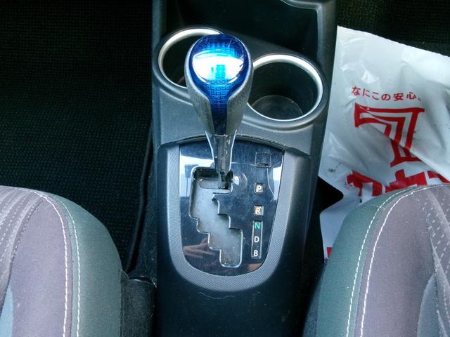 アクア Ｇ　ワンオーナー　禁煙車　純正ナビ　ＢＴ　ＣＤ　ＤＶＤ　フルセグ　クルーズコントロール　オートライト　ドラレコ　Ｂカメラ　車線逸脱警報　衝突軽減ブレーキ　１５インチアルミ（24枚目）