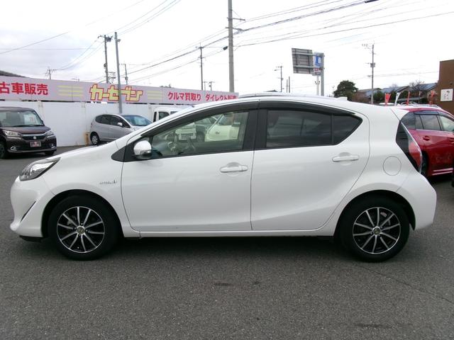 アクア Ｇ　ワンオーナー　禁煙車　純正ナビ　ＢＴ　ＣＤ　ＤＶＤ　フルセグ　クルーズコントロール　オートライト　ドラレコ　Ｂカメラ　車線逸脱警報　衝突軽減ブレーキ　１５インチアルミ（44枚目）