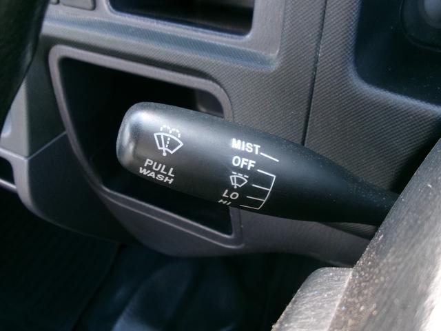 サンバートラック 　４ＷＤ　５ＭＴ　ＡＣ　オーディオ（10枚目）