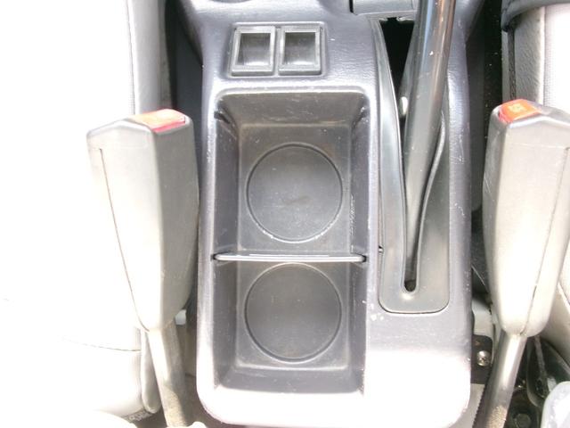 サンバートラック 　４ＷＤ　５ＭＴ　ＡＣ　オーディオ（18枚目）