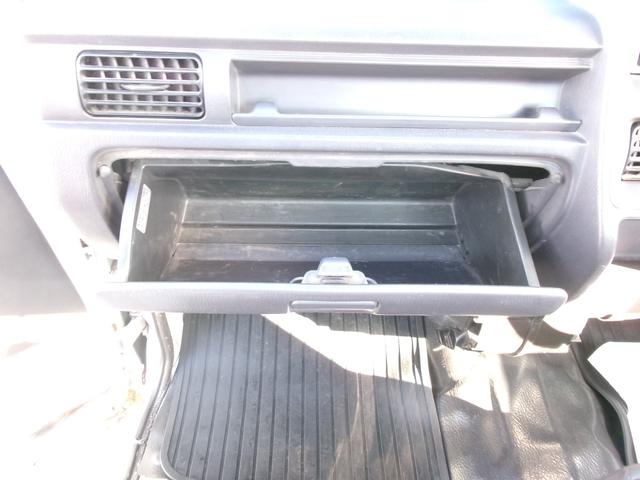 サンバートラック 　４ＷＤ　５ＭＴ　ＡＣ　オーディオ（21枚目）