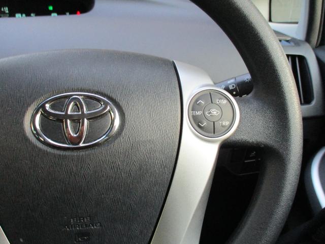 プリウス Ｓ　禁煙車　社外ナビ　フルセグ　Ｂｌｕｅｔｏｏｔｈ　バックカメラ　ＥＴＣ　ドライブレコーダー　電動格納ミラー　スマートキー　スペアキー　ステアリングリモコン　純正アルミホイール　ＨＩＤ（20枚目）