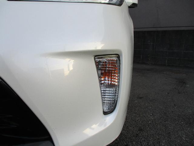 プリウス Ｓ　禁煙車　社外ナビ　フルセグ　Ｂｌｕｅｔｏｏｔｈ　バックカメラ　ＥＴＣ　ドライブレコーダー　電動格納ミラー　スマートキー　スペアキー　ステアリングリモコン　純正アルミホイール　ＨＩＤ（43枚目）