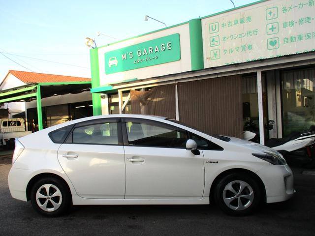 プリウス Ｓ　禁煙車　社外ナビ　フルセグ　Ｂｌｕｅｔｏｏｔｈ　バックカメラ　ＥＴＣ　ドライブレコーダー　電動格納ミラー　スマートキー　スペアキー　ステアリングリモコン　純正アルミホイール　ＨＩＤ（47枚目）