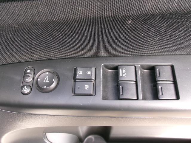 Ｎ－ＢＯＸカスタム Ｇ・Ｌパッケージ　ワンオーナー　禁煙車　社外ディスプレイオーディオ　バックカメラ　オートエアコン　スマートキー　スペアキー　オートライト　ＨＩＤ　Ｆフォグ　ＥＴＣ　両側スライド片側電動ドア　純正１４インチアルミホイール（29枚目）