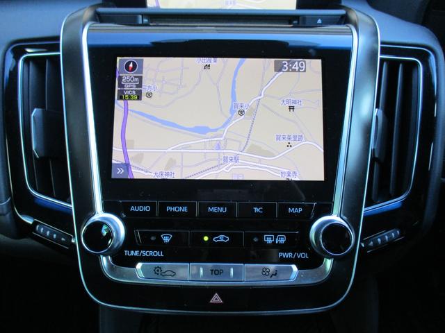 クラウンハイブリッド ＲＳアドバンス　禁煙車　純正ナビ　フルセグ　バックカメラ　プリクラッシュセーフティ　クリアランスソナー　ブラインドスポットモニター　純正ＡＷ　ＤＶＤ　ＥＴＣ　Ｂｌｕｅｔｏｏｔｈ　カードキー（10枚目）
