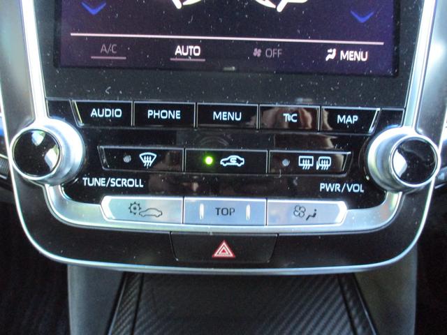 クラウンハイブリッド ＲＳアドバンス　禁煙車　純正ナビ　フルセグ　バックカメラ　プリクラッシュセーフティ　クリアランスソナー　ブラインドスポットモニター　純正ＡＷ　ＤＶＤ　ＥＴＣ　Ｂｌｕｅｔｏｏｔｈ　カードキー（17枚目）