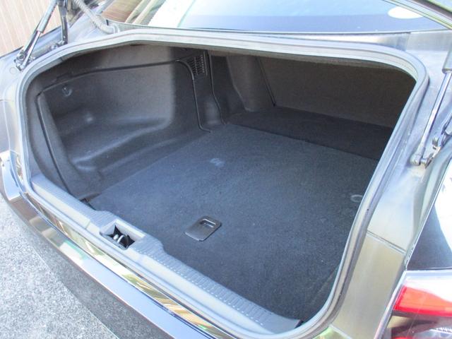 クラウンハイブリッド ＲＳアドバンス　禁煙車　純正ナビ　フルセグ　バックカメラ　プリクラッシュセーフティ　クリアランスソナー　ブラインドスポットモニター　純正ＡＷ　ＤＶＤ　ＥＴＣ　Ｂｌｕｅｔｏｏｔｈ　カードキー（53枚目）