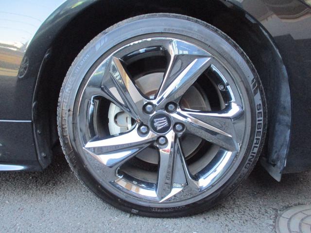 クラウンハイブリッド ＲＳアドバンス　禁煙車　純正ナビ　フルセグ　バックカメラ　プリクラッシュセーフティ　クリアランスソナー　ブラインドスポットモニター　純正ＡＷ　ＤＶＤ　ＥＴＣ　Ｂｌｕｅｔｏｏｔｈ　カードキー（54枚目）