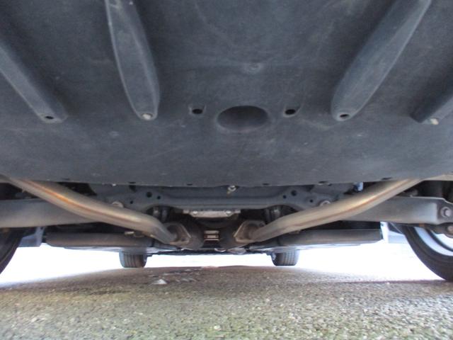 クラウンハイブリッド ＲＳアドバンス　禁煙車　純正ナビ　フルセグ　バックカメラ　プリクラッシュセーフティ　クリアランスソナー　ブラインドスポットモニター　純正ＡＷ　ＤＶＤ　ＥＴＣ　Ｂｌｕｅｔｏｏｔｈ　カードキー（59枚目）