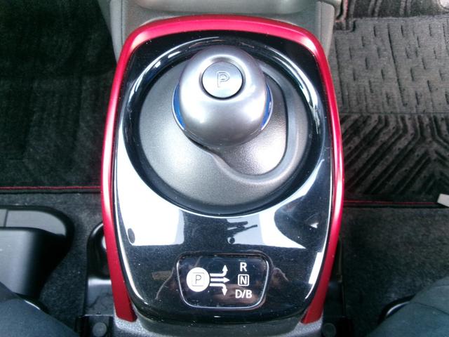ノート ｅ－パワーニスモ　禁煙車　純正ナビ　ワンセグ　ＢＴ　バックカメラ　ＥＴＣ　衝突軽減ブレーキ　横滑り防止　ＨＫＳマフラー　１５インチアルミホイール（16枚目）