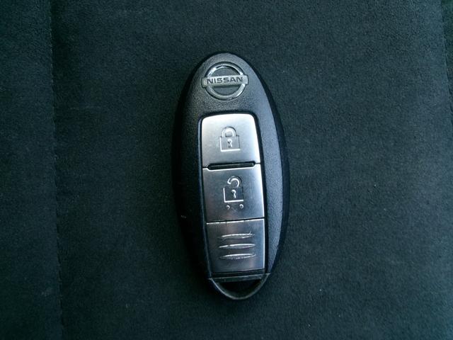 ノート ｅ－パワーニスモ　禁煙車　純正ナビ　ワンセグ　ＢＴ　バックカメラ　ＥＴＣ　衝突軽減ブレーキ　横滑り防止　ＨＫＳマフラー　１５インチアルミホイール（29枚目）