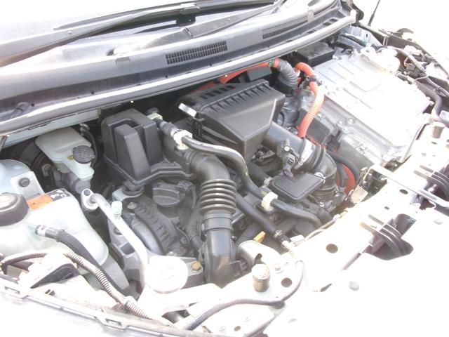 ノート ｅ－パワーニスモ　禁煙車　純正ナビ　ワンセグ　ＢＴ　バックカメラ　ＥＴＣ　衝突軽減ブレーキ　横滑り防止　ＨＫＳマフラー　１５インチアルミホイール（50枚目）