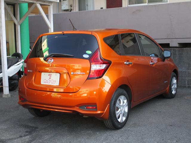 ノート ｅ－パワー　Ｘ　ワンオーナー　禁煙車　純正ナビ　フルセグ　全方位カメラ　　フロントカメラ　バックカメラ　サイドカメラ　衝突軽減ブレーキ　クリアランスソナー　レーンキープアシスト　Ｂｌｕｅｔｏｏｔｈ　ＨＩＤ　ＤＶＤ（56枚目）