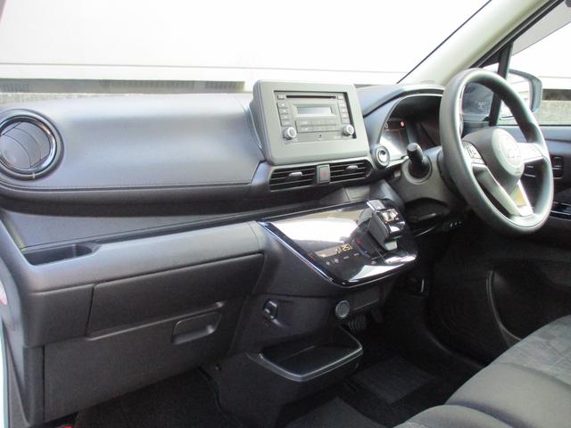 eKクロス EV G ビジネスパッケージ 禁煙車 衝突軽減ブレーキ 車線逸脱システム クリアランスソナー キーレス スペアキー 電動格納ミラー LEDヘッドライト(6枚目)