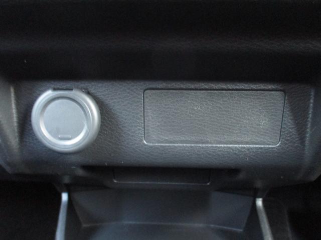 eKクロス EV G ビジネスパッケージ 禁煙車 衝突軽減ブレーキ 車線逸脱システム クリアランスソナー キーレス スペアキー 電動格納ミラー LEDヘッドライト(14枚目)