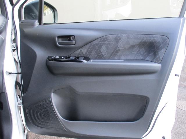 eKクロス EV G ビジネスパッケージ 禁煙車 衝突軽減ブレーキ 車線逸脱システム クリアランスソナー キーレス スペアキー 電動格納ミラー LEDヘッドライト(29枚目)