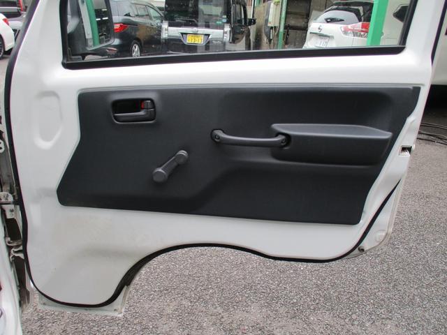 ＮＴ１００クリッパートラック ＤＸ農繁仕様　エアコン　デフロック　作業灯　ＥＴＣ　スペアキー　５ＭＴ（28枚目）