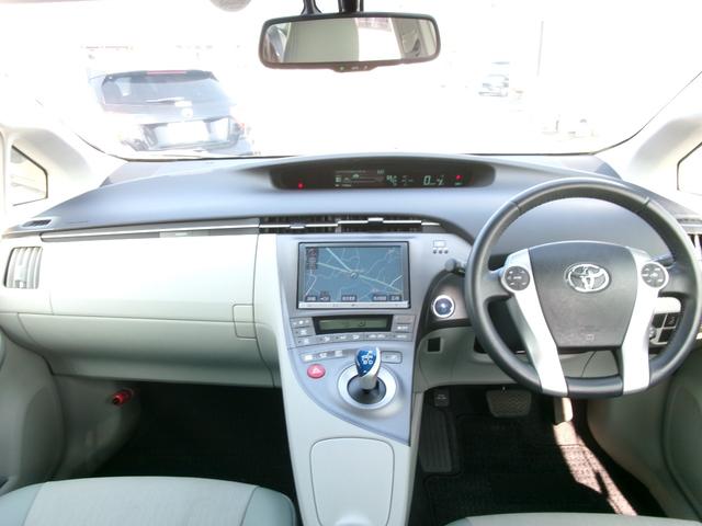 プリウス Ｇツーリングセレクション　禁煙車　純正ナビ　フルセグ　バックカメラ　Ｂｌｕｅｔｏｏｔｈ　電格ミラー　ＬＥＤヘッドライト　フォグランプ　ヘッドライトウォッシャー　１７インチ純正アルミホイール（5枚目）