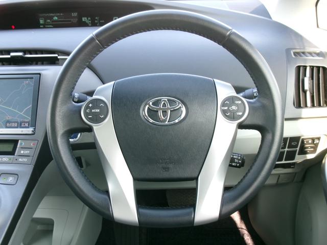 プリウス Ｇツーリングセレクション　禁煙車　純正ナビ　フルセグ　バックカメラ　Ｂｌｕｅｔｏｏｔｈ　電格ミラー　ＬＥＤヘッドライト　フォグランプ　ヘッドライトウォッシャー　１７インチ純正アルミホイール（8枚目）