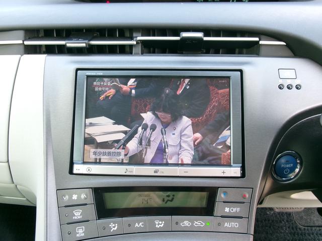 プリウス Ｇツーリングセレクション　禁煙車　純正ナビ　フルセグ　バックカメラ　Ｂｌｕｅｔｏｏｔｈ　電格ミラー　ＬＥＤヘッドライト　フォグランプ　ヘッドライトウォッシャー　１７インチ純正アルミホイール（18枚目）