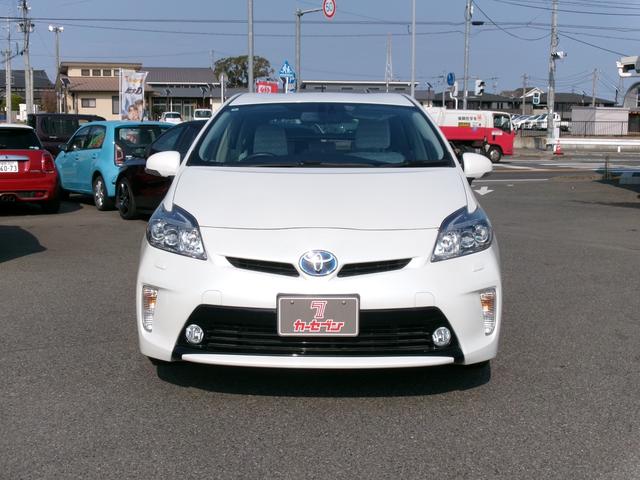 プリウス Ｇツーリングセレクション　禁煙車　純正ナビ　フルセグ　バックカメラ　Ｂｌｕｅｔｏｏｔｈ　電格ミラー　ＬＥＤヘッドライト　フォグランプ　ヘッドライトウォッシャー　１７インチ純正アルミホイール（41枚目）