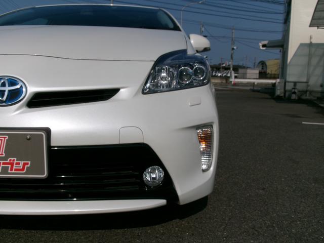 プリウス Ｇツーリングセレクション　禁煙車　純正ナビ　フルセグ　バックカメラ　Ｂｌｕｅｔｏｏｔｈ　電格ミラー　ＬＥＤヘッドライト　フォグランプ　ヘッドライトウォッシャー　１７インチ純正アルミホイール（43枚目）