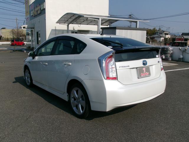 プリウス Ｇツーリングセレクション　禁煙車　純正ナビ　フルセグ　バックカメラ　Ｂｌｕｅｔｏｏｔｈ　電格ミラー　ＬＥＤヘッドライト　フォグランプ　ヘッドライトウォッシャー　１７インチ純正アルミホイール（46枚目）