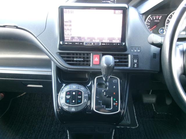 ヴォクシー ＺＳ　煌ＩＩ　ワンオーナー　禁煙車　モデリスタフルエアロ　アルパイン９インチナビ　フルセグ　Ｂｌｕｅｔｏｏｔｈ　バックカメラ　後席モニター　オートライト　ＬＥＤ　オートライト　両側電動スライド　ＥＴＣ　スマートキー（10枚目）
