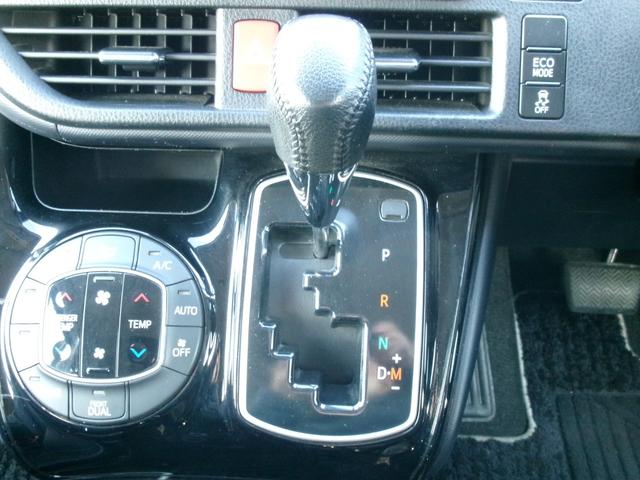 ヴォクシー ＺＳ　煌ＩＩ　ワンオーナー　禁煙車　モデリスタフルエアロ　アルパイン９インチナビ　フルセグ　Ｂｌｕｅｔｏｏｔｈ　バックカメラ　後席モニター　オートライト　ＬＥＤ　オートライト　両側電動スライド　ＥＴＣ　スマートキー（16枚目）