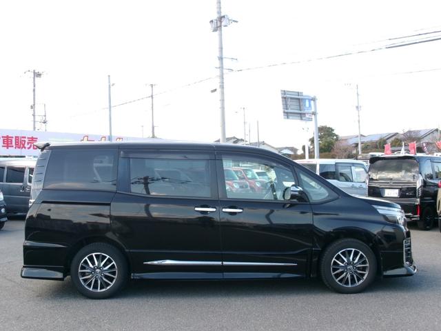 ヴォクシー ＺＳ　煌ＩＩ　ワンオーナー　禁煙車　モデリスタフルエアロ　アルパイン９インチナビ　フルセグ　Ｂｌｕｅｔｏｏｔｈ　バックカメラ　後席モニター　オートライト　ＬＥＤ　オートライト　両側電動スライド　ＥＴＣ　スマートキー（72枚目）