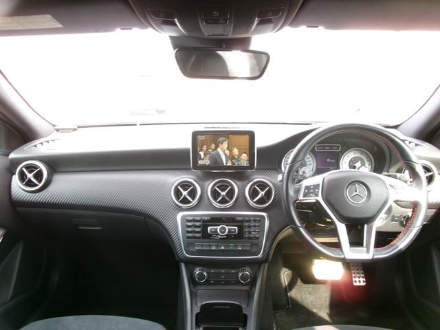 Ａクラス Ａ１８０　ブルーエフィシェンシースポーツ　禁煙車　純正ナビ　フルセグ　Ｂｌｕｅｔｏｏｔｈ　ハーフレザーシート　パワーシート　クリアランスソナー　ＵＳＢ　ＥＴＣ　リアフォグ　１８インチ純正アルミ（5枚目）