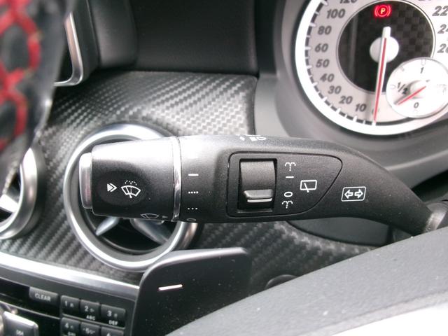 Ａクラス Ａ１８０　ブルーエフィシェンシースポーツ　禁煙車　純正ナビ　フルセグ　Ｂｌｕｅｔｏｏｔｈ　ハーフレザーシート　パワーシート　クリアランスソナー　ＵＳＢ　ＥＴＣ　リアフォグ　１８インチ純正アルミ（11枚目）