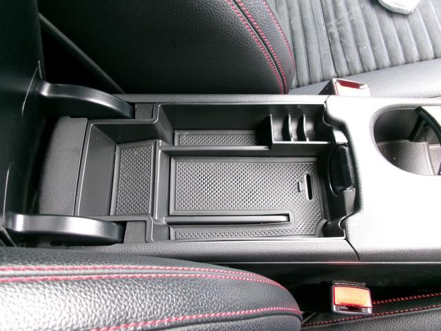 Ａクラス Ａ１８０　ブルーエフィシェンシースポーツ　禁煙車　純正ナビ　フルセグ　Ｂｌｕｅｔｏｏｔｈ　ハーフレザーシート　パワーシート　クリアランスソナー　ＵＳＢ　ＥＴＣ　リアフォグ　１８インチ純正アルミ（27枚目）