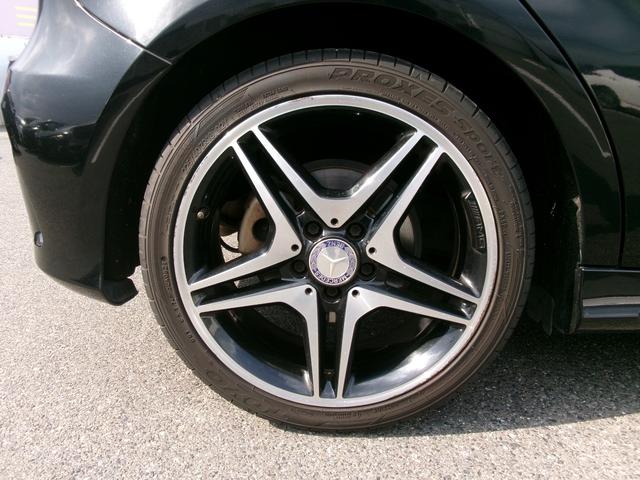 Ａクラス Ａ１８０　ブルーエフィシェンシースポーツ　禁煙車　純正ナビ　フルセグ　Ｂｌｕｅｔｏｏｔｈ　ハーフレザーシート　パワーシート　クリアランスソナー　ＵＳＢ　ＥＴＣ　リアフォグ　１８インチ純正アルミ（52枚目）