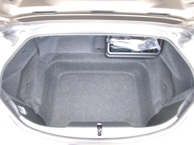 ロードスターＲＦ Ｓ　禁煙車　純正ナビ　フルセグ　Ｂｌｕｅｔｏｏｔｈ　バックカメラ　Ｐセンサー　ドラレコ　車線逸脱警報　シートヒーター　ＣＵＳＣＯタワーバー　ＴＥＩＮ車高調　電動開閉式ルーフ　ＬＥＤ　ＥＴＣ　純正１７ＡＷ（33枚目）