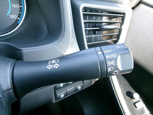 Ｘ　Ｖセレクション　禁煙車　プロパイロット　全方位カメラ　衝突軽減ブレーキ　　クリアランスソナー　ブラインドスポットモニター　バックカメラ　純正ナビ　Ｂｌｕｅｔｏｏｔｈ　ＵＳＢ　ステアリングヒーター　シートヒーター（画像13）
