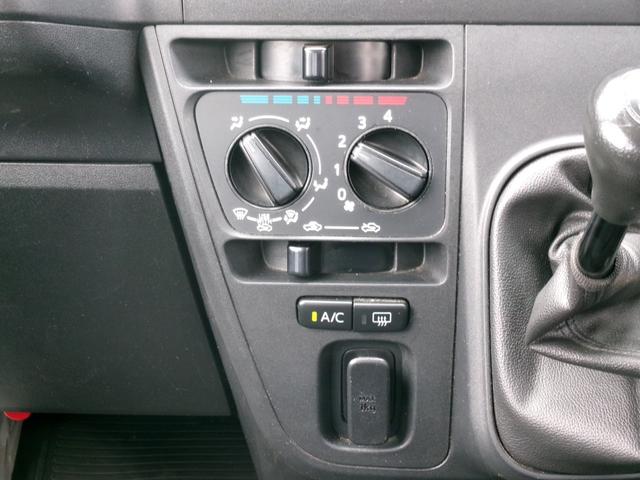 スペシャルＳＡＩＩＩ　禁煙車　社外ナビ　４ＷＤ　フルセグ　衝突軽減ブレーキ　オートハイビーム　ＬＥＤ　Ｂｌｕｅｔｏｏｔｈ　スペアキー（画像13）