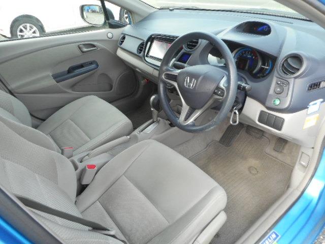 インサイト Ｇ　ＳＤナビ　フルセグ　ＥＴＣ　Ｂカメラ　ＬＥＤ　Ｂｌｕｅｔｏｏｔｈ接続　ＤＶＤ再生　走行中視聴ＯＫ（11枚目）