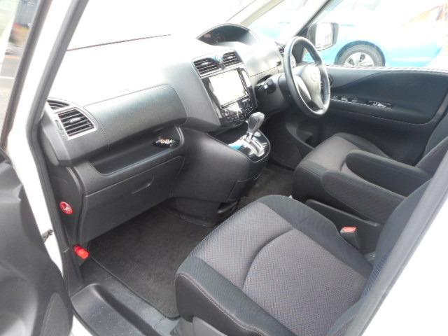 セレナ ハイウェイスター S-ハイブリッド エアロモード SDナビ フルセグ リアモニター ETC DVD再生 Bluetooth音楽再生☆(9枚目)