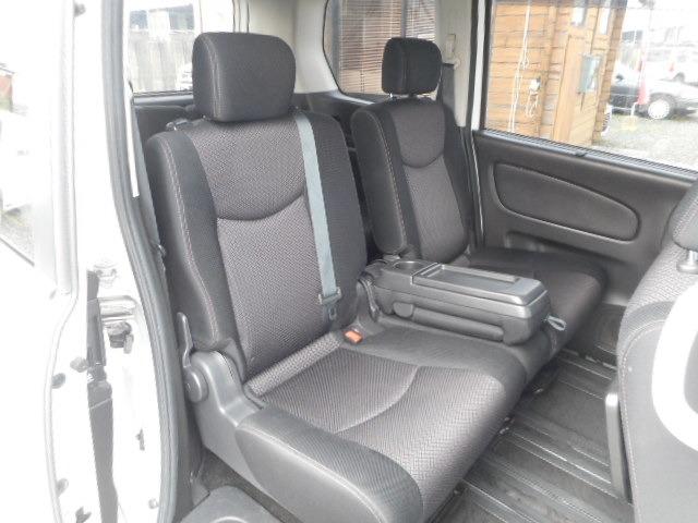 セレナ ハイウェイスター S-ハイブリッド エアロモード SDナビ フルセグ リアモニター ETC DVD再生 Bluetooth音楽再生☆(13枚目)