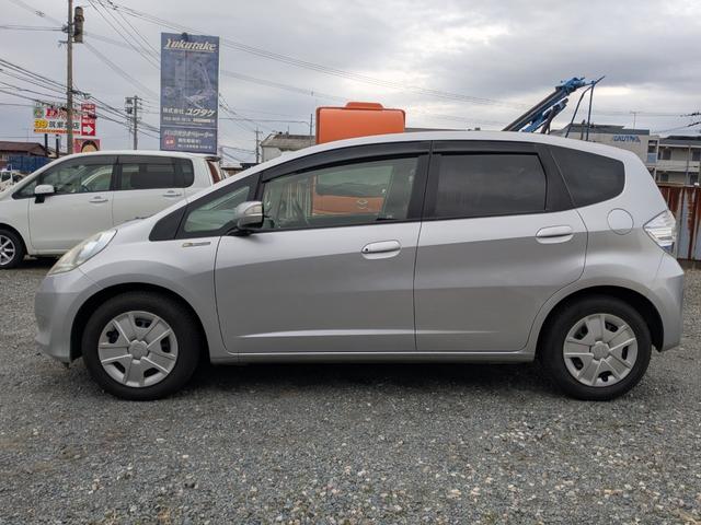 ���X�ɂĂ��Ԃ��w�����������q�l�ւ́A���w���T�[�r�X�Ƃ��āA�{�f�B���K���X�ɝ����R�[�e�B���O���{�H���Ĕ[�Ԃ����Ē����܂��I�����ɃG���W���I�C�����I�C���G�������g�����������Ē����܂���