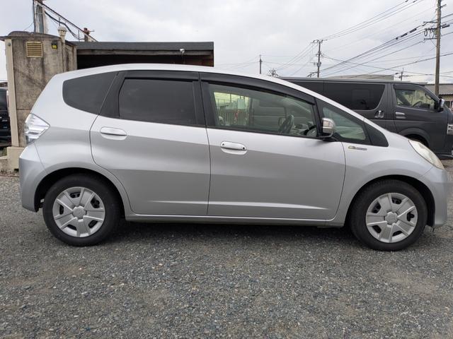 ���X�ɂĂ��Ԃ��w�����������q�l�ւ́A���w���T�[�r�X�Ƃ��āA�{�f�B���K���X�ɝ����R�[�e�B���O���{�H���Ĕ[�Ԃ����Ē����܂��I�����ɃG���W���I�C�����I�C���G�������g�����������Ē����܂���