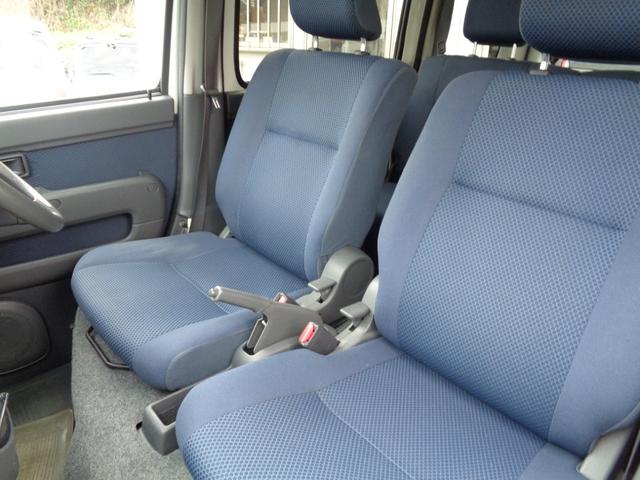 ハイゼットカーゴ クルーズ　・当店買取・車検整備付き・４ＷＤ（切り替え式）・全席パワーウインドウ・４ＡＴ（オーバードライブ付き）・ハイルーフ・ＣＤデッキ・２スピーカー・キーレスリモコン・オーバーヘッドコンソール・電動格納ミラー（14枚目）