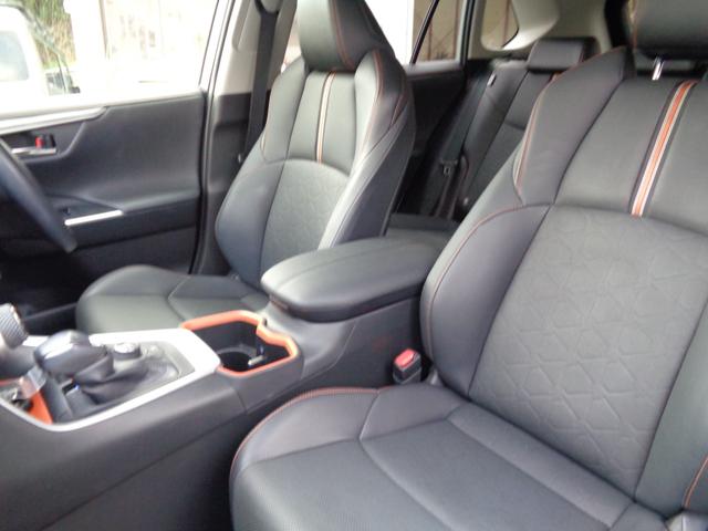 RAV4 ハイブリッドアドベンチャー ・当店買取・整備渡し・ワンオーナー・車庫保管・禁煙車・トヨタセーフティセンス・10.5インチディスプレイオーディオ・バックカメラ・フルセグTV・パワーゲート・2.0ETC・アダクティブクルコン(13枚目)