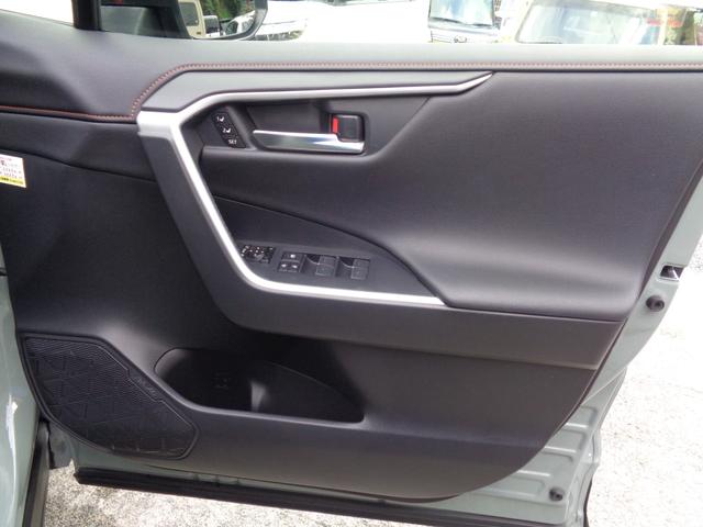 RAV4 ハイブリッドアドベンチャー ・当店買取・整備渡し・ワンオーナー・車庫保管・禁煙車・トヨタセーフティセンス・10.5インチディスプレイオーディオ・バックカメラ・フルセグTV・パワーゲート・2.0ETC・アダクティブクルコン(57枚目)