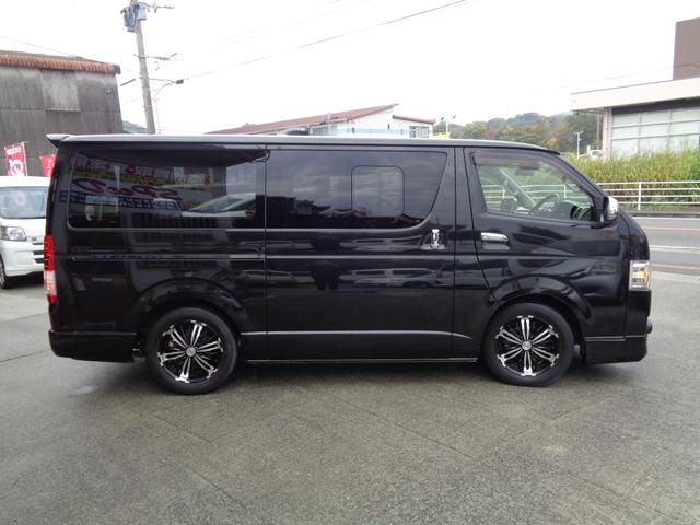 ハイエースバン ロングスーパーＧＬ　・当店買取・整備渡し・ワンオーナー・ローダウン公認・セーフティセンス（追突防止・車線逸脱警報）・モデリスタエアロ（フロント・リア）・純正メモリーナビ・バックカメラ・スライドドア小窓・ＬＥＤヘッドライト（3枚目）