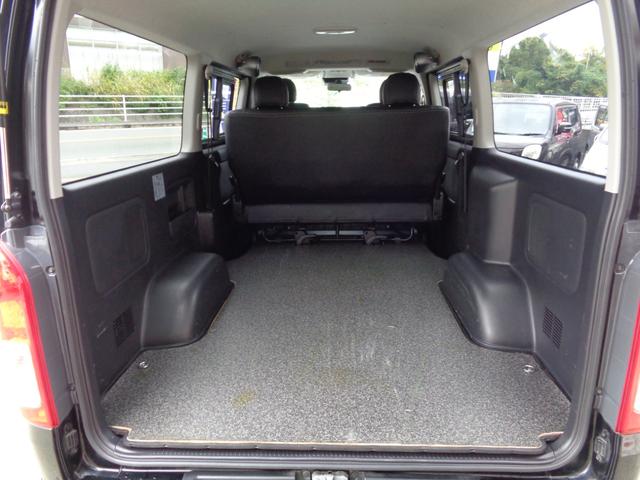 ハイエースバン ロングスーパーＧＬ　・当店買取・整備渡し・ワンオーナー・ローダウン公認・セーフティセンス（追突防止・車線逸脱警報）・モデリスタエアロ（フロント・リア）・純正メモリーナビ・バックカメラ・スライドドア小窓・ＬＥＤヘッドライト（13枚目）