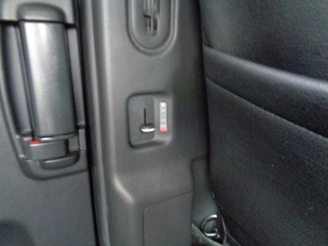 ハイエースバン ロングスーパーＧＬ　・当店買取・整備渡し・ワンオーナー・ローダウン公認・セーフティセンス（追突防止・車線逸脱警報）・モデリスタエアロ（フロント・リア）・純正メモリーナビ・バックカメラ・スライドドア小窓・ＬＥＤヘッドライト（45枚目）