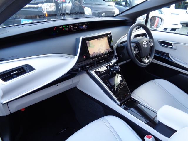 MIRAI ベースグレード ・当店買取・車検整備付き・燃料電池車・トヨタセーフティセンス・アダプティブクルコン・純正9インチSDナビ・フルセグ・ETC・バックカメラ・前席パワーシート・全席シートヒーター・LEDヘッドライト(10枚目)